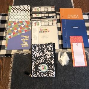 Planner/stationary bundle